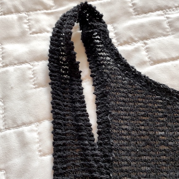 Flowy Mesh Tank Top - Picture 6 of 8